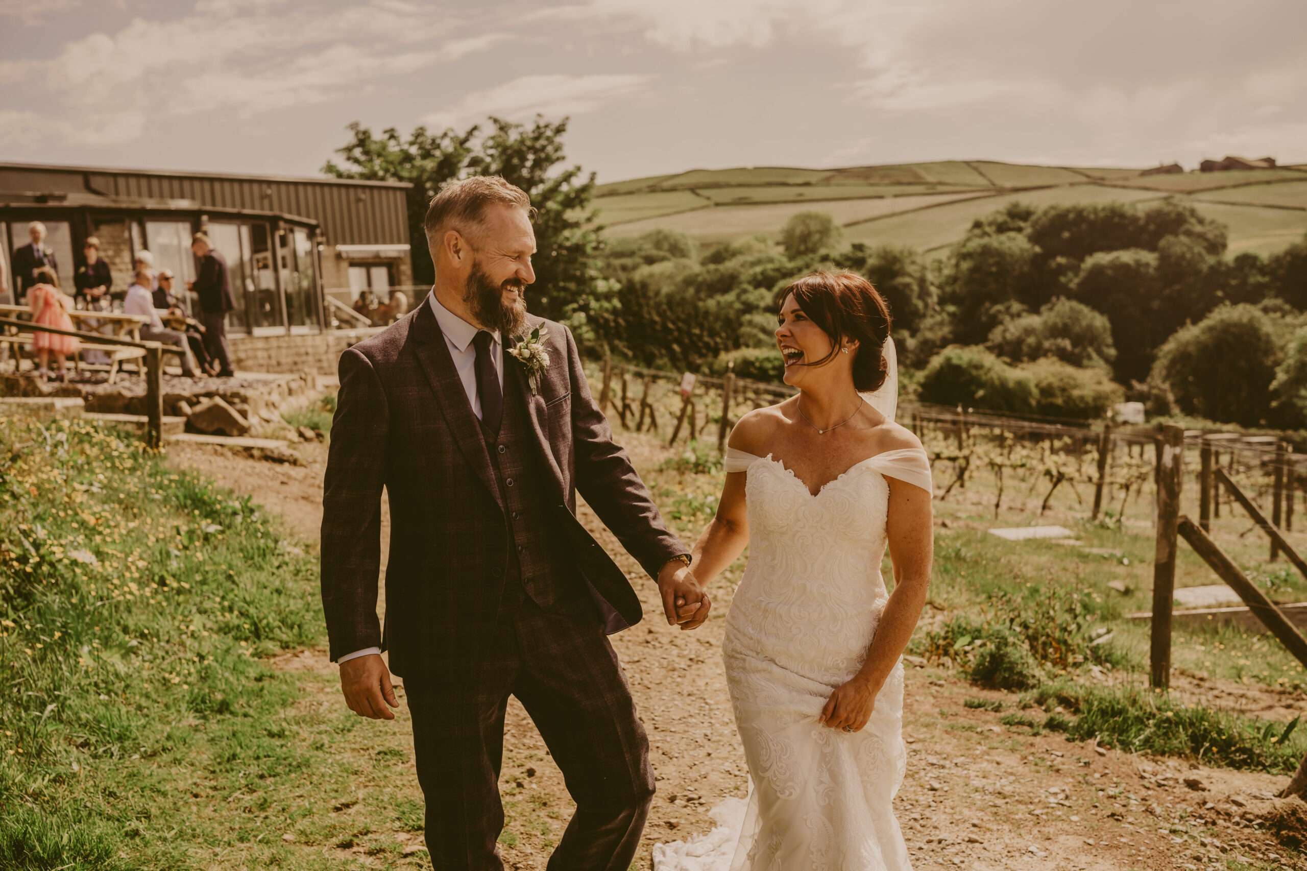 Finding Your Wedding Photographer Perfect Match!